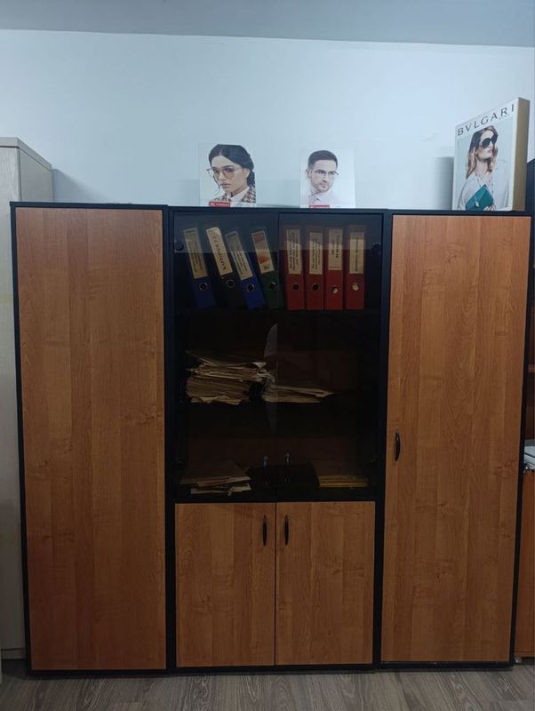 Продается Шкаф б/у