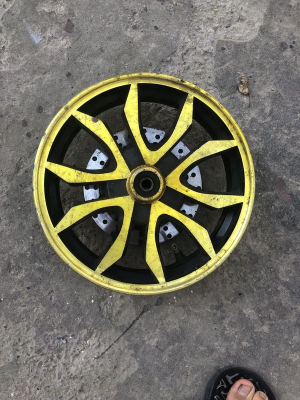 skuter diska razmer 10