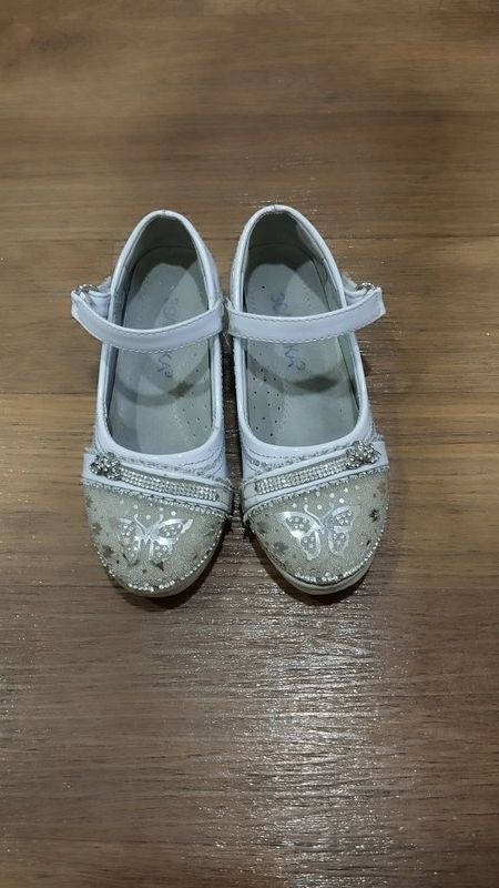 Продам туфельки. Продам туфельки.