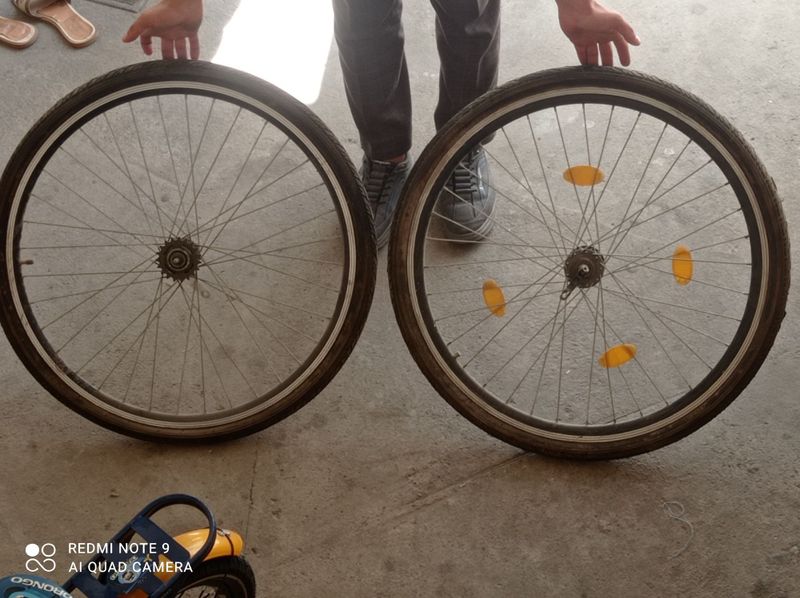 Velosiped disklar sotiladi Velosiped disklar sotiladi