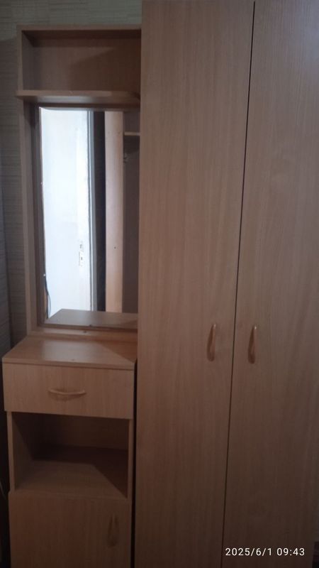 Прихожая мебель б/у Прихожая мебель б/у