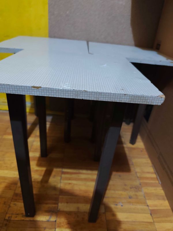 Продам табуретки 4 шт. Продам табуретки 4 шт.