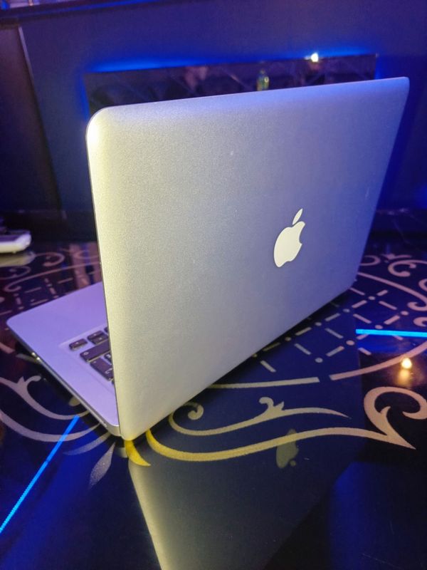 MacBook Pro High Sierra (2010) MacBook Pro High Sierra (2010)