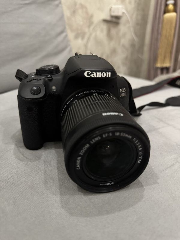 Canon EOS 700D камера Canon EOS 700D камера