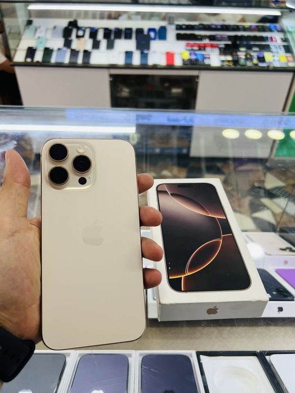 iPhone 16 Pro Max 256 gb desert 22 sikl iPhone 16 Pro Max 256 gb desert 22 sikl