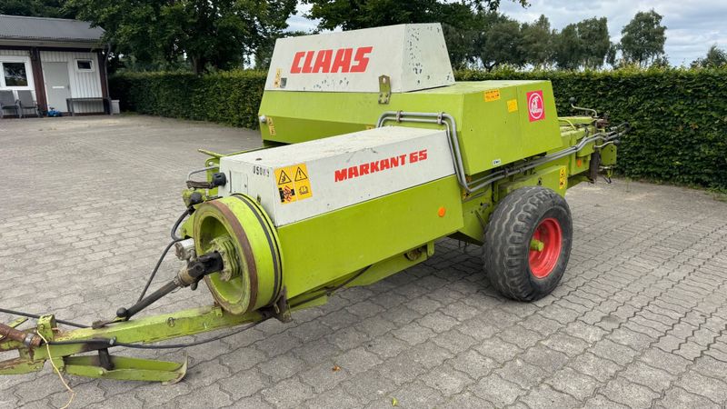 Claas Markant 65 John Deere, Claas Arion. Case tortadi Claas Markant 65 John Deere, Claas Arion. Case tortadi