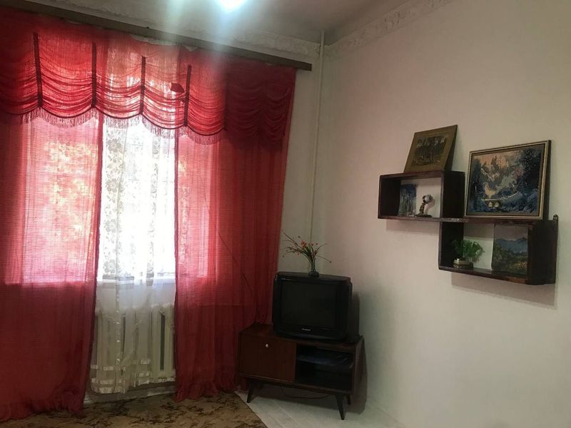 Сдам квартиру Паркентский Шампанский одна комната + кухня и сан узел Сдам квартиру Паркентский Шампанский одна комната + кухня и сан узел