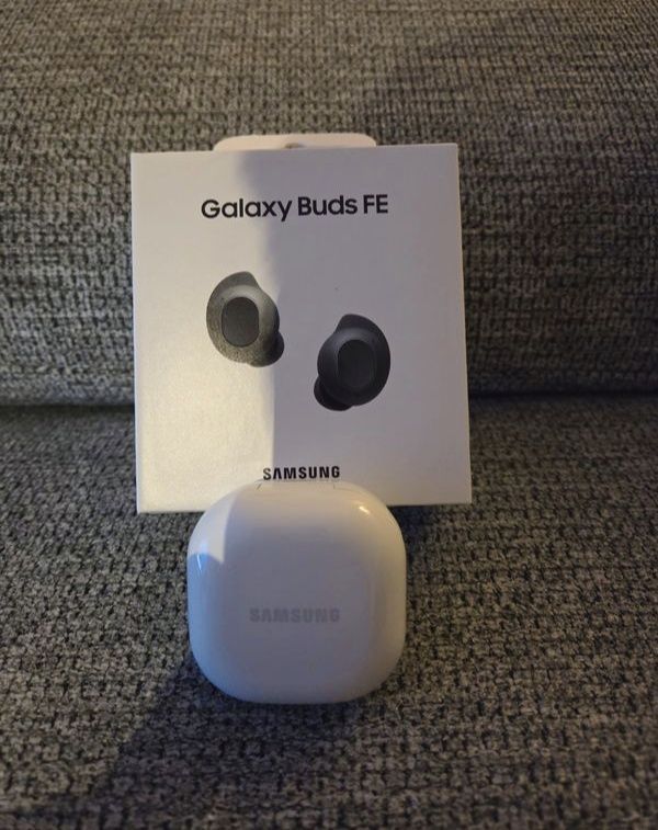 Galaxy Buds FE черный Galaxy Buds FE черный