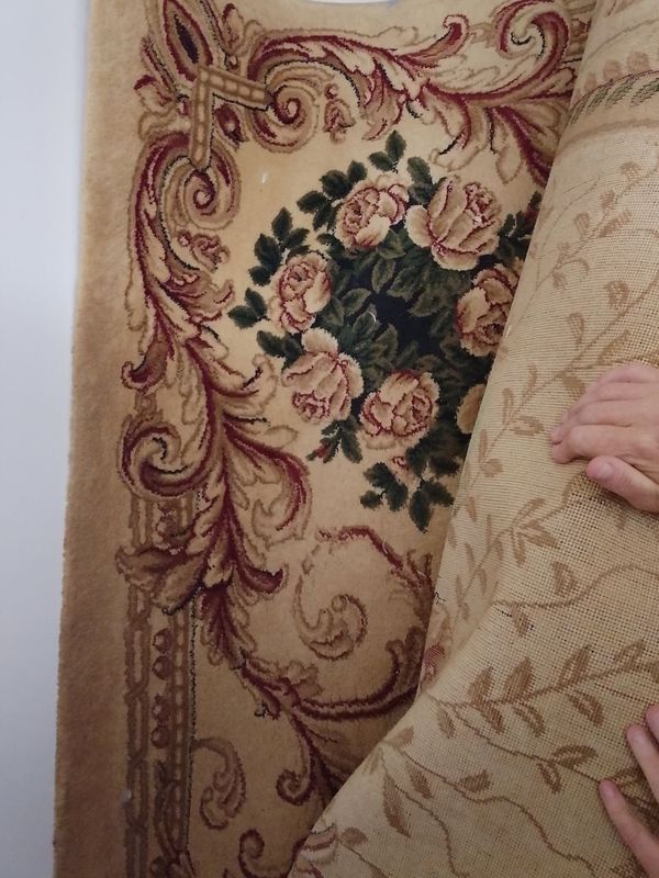 Продаются два ковра. Продаются два ковра.