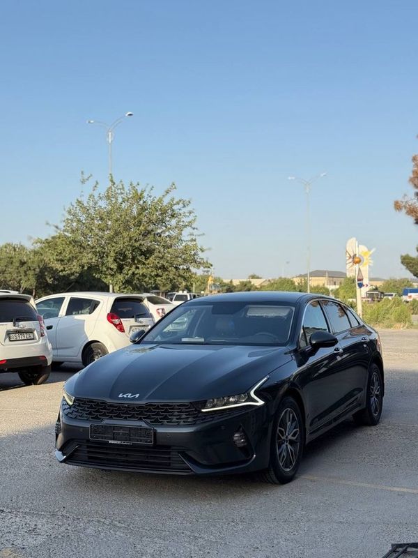 Срочна янги Kia K5 Стайл 4позиция фулл 2023га 2024 сотилади Срочна янги Kia K5 Стайл 4позиция фулл 2023га 2024 сотилади