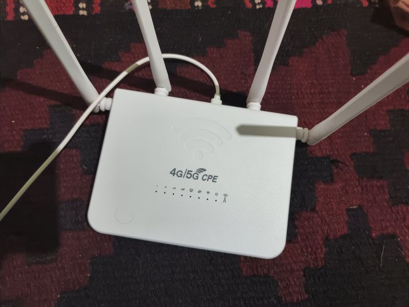 Wifi router sotiladi