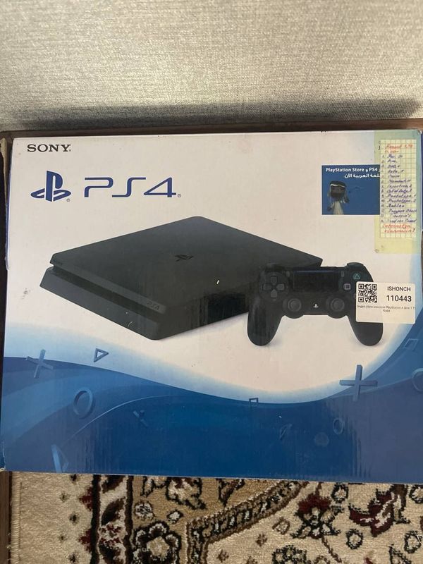 Play station 4 fulli