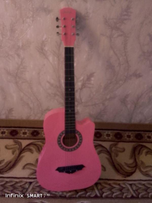 Gitara 38 razmer