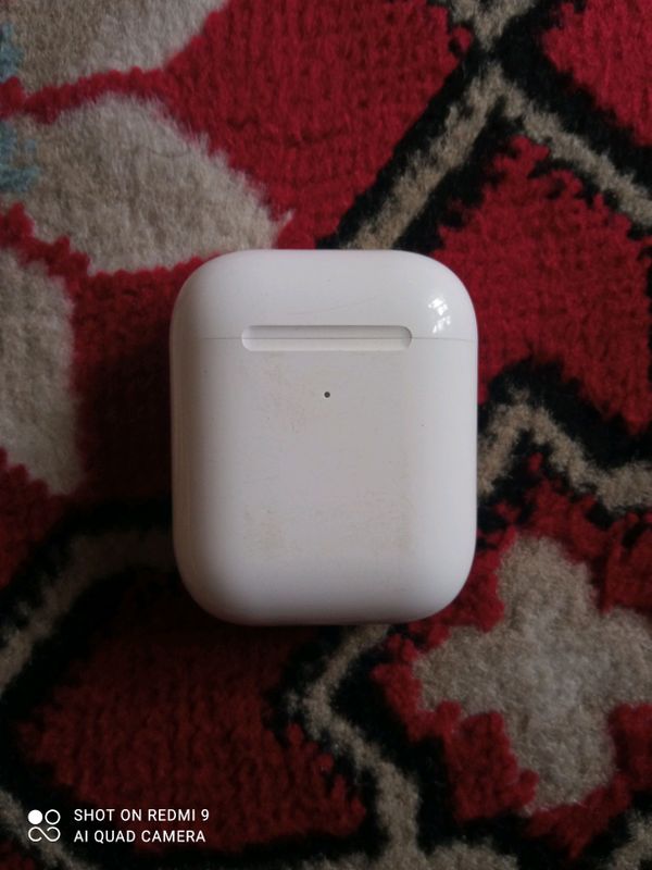 AirPods 2 AirPods 2