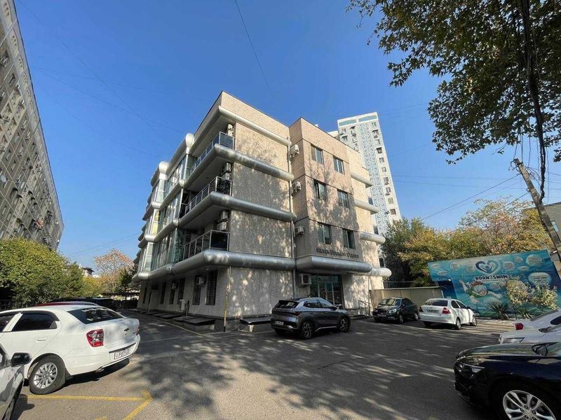 Продажа коммерческой недвижимости 2500м2 Нукусская Капитал банк / Продажа коммерческой недвижимости 2500м2 Нукусская Капитал банк /