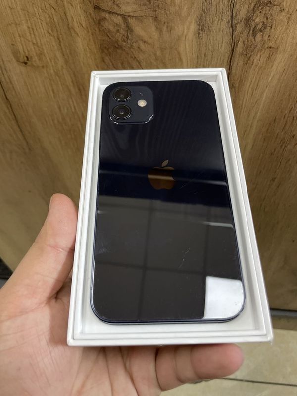 Iphone 12 holati yaxshi karopkaliy