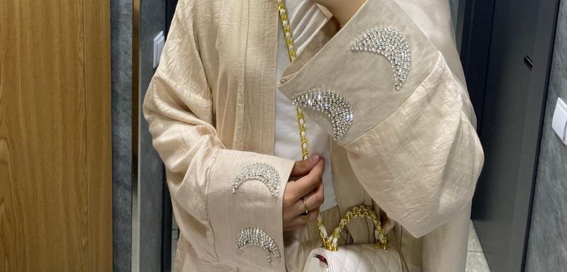 Abaya 220 ming soʻm Abaya 220 ming soʻm