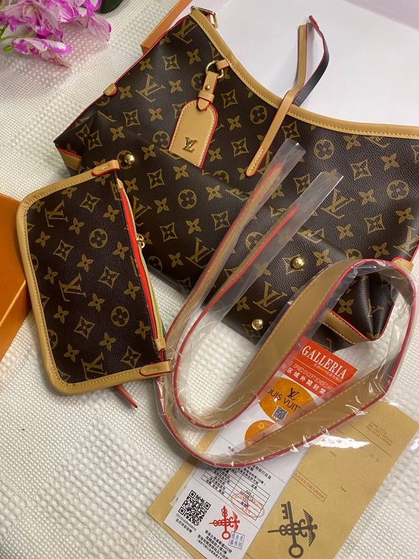 Karobka document Lous Vuitton sumkasi narx 300.000