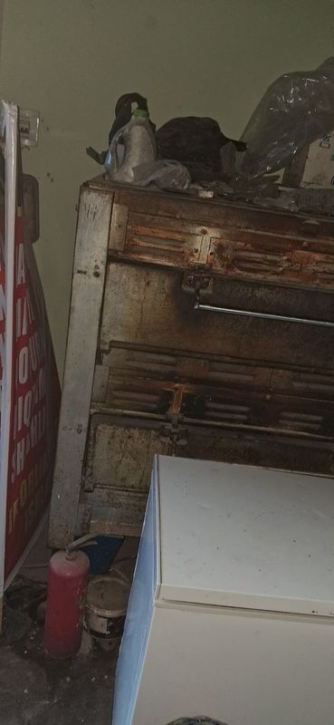 Pechka 3 faza sotiladi narhi 5 ml Pechka 3 faza sotiladi narhi 5 ml