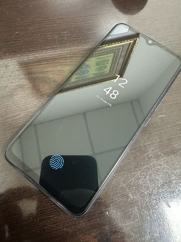 Vivo v21e 8/128 gb Vivo v21e 8/128 gb