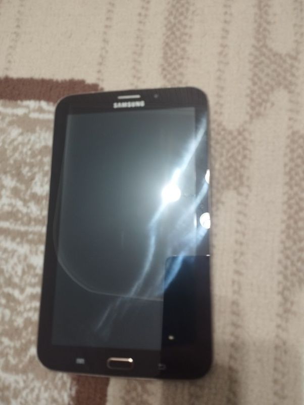 Продам Samsung galaxy tab3 на запчасти Продам Samsung galaxy tab3 на запчасти