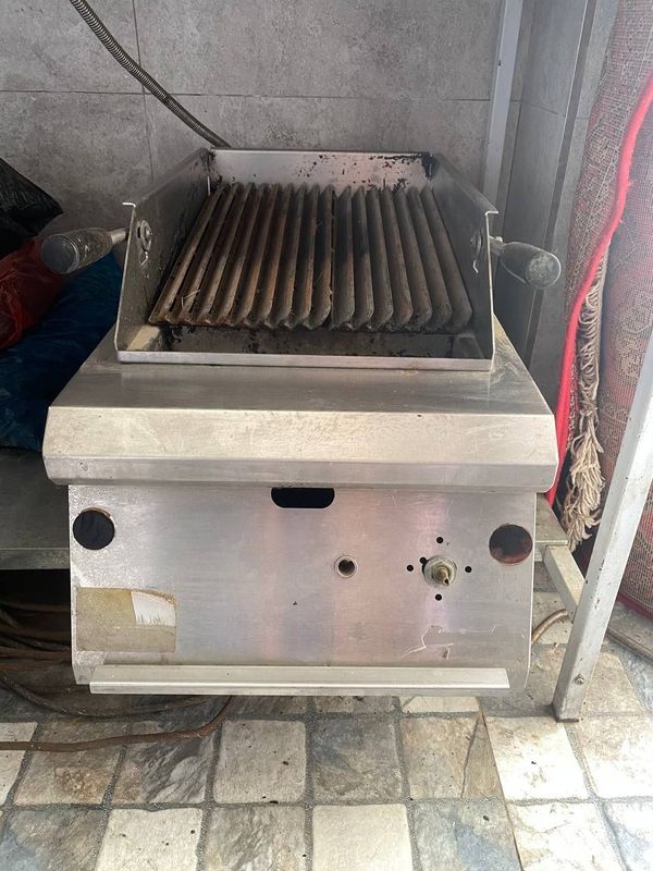 Продаётся гриль . Продаётся гриль .