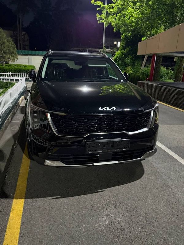 Kia Sorento srochna sotilad holat ideal masla moshna Kia Sorento srochna sotilad holat ideal masla moshna