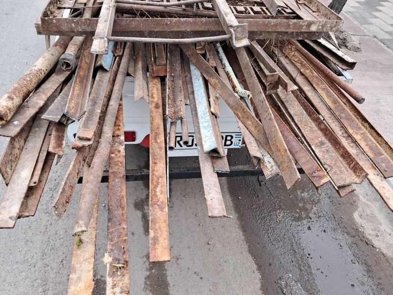 Metallom temir tunika chugun vanna batareya radiator konditsioner akum Metallom temir tunika chugun vanna batareya radiator konditsioner akum
