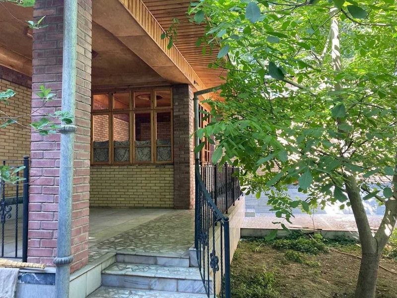 Продаётся Дом Яккасарай ,махалля Абдулла Каххара.