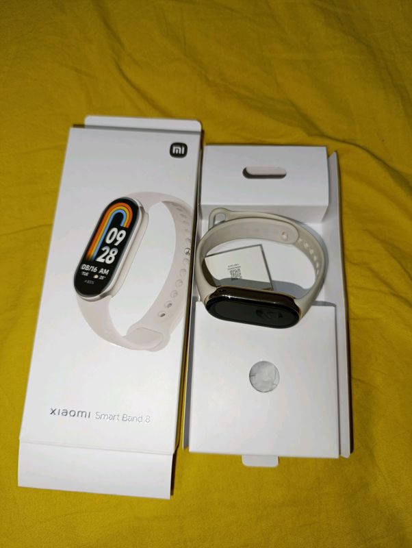 Xiaomi smart band 8 gold