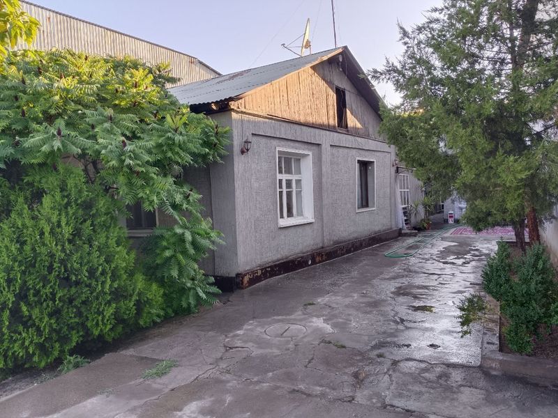 .Участка ер нархида 6.7сотих 190.000$ Олим полвон якин Чилонзор коммун