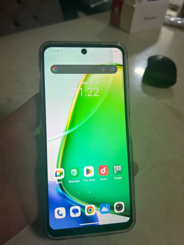 Vivo Y28 sotiladi Vivo Y28 sotiladi