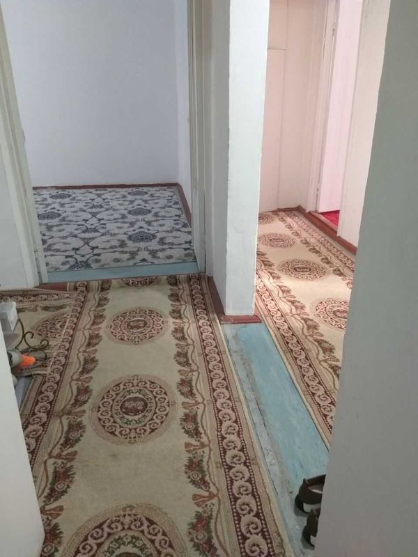 Жиззах Квартира 4 хонали сотилади, маклерсиз, узимизни уй