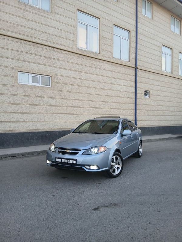Lacetti sotiladi