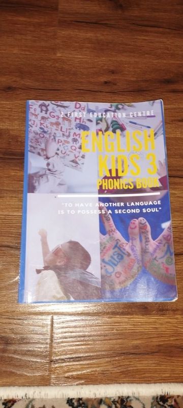 Книга English Kids 3