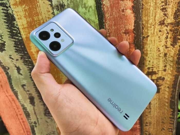 Realme c31 4/64 .