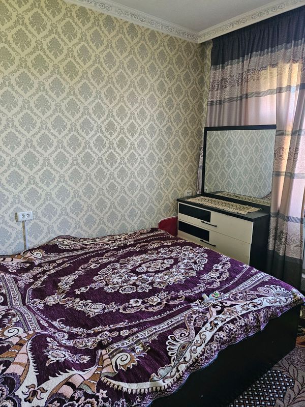 qoyliq masif 5 da,3 xona evro remont dom sotiladi qoyliq masif 5 da,3 xona evro remont dom sotiladi