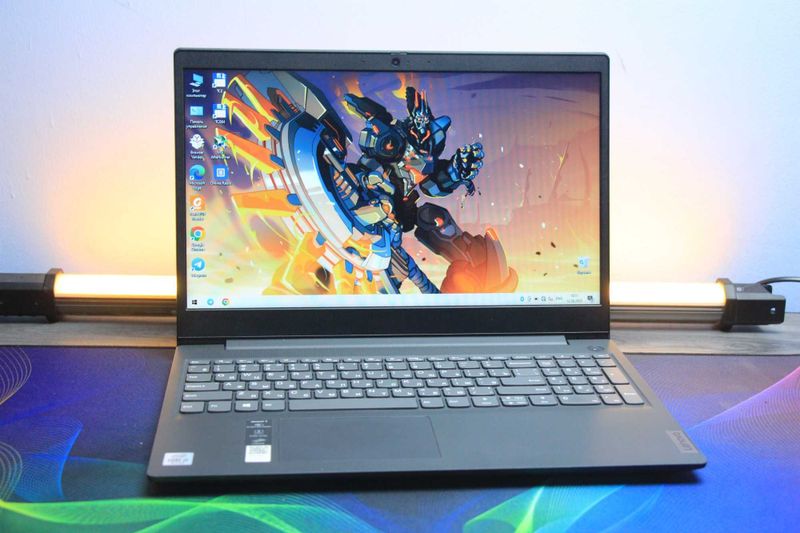 Lenovo i3 noutbuk jami 26 kun ishlagan