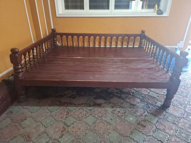 Krovat xovliga b/u Krovat xovliga b/u