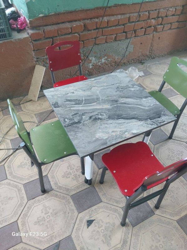 Bolalar uchun stol va stul Bolalar uchun stol va stul