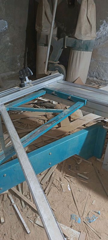 Продам станок распилное мж 45 модель 6132