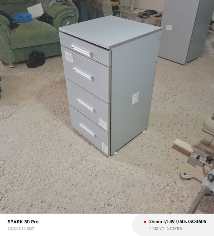 Transformer stoʻl sotiladi zaqazga ham kutamiz Transformer stoʻl sotiladi zaqazga ham kutamiz