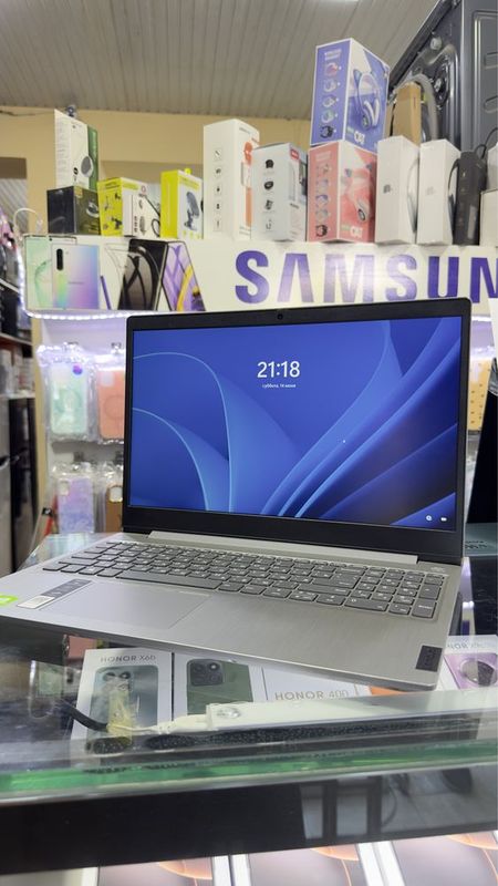 Notbuk LENOVO ADM silver Notbuk LENOVO ADM silver