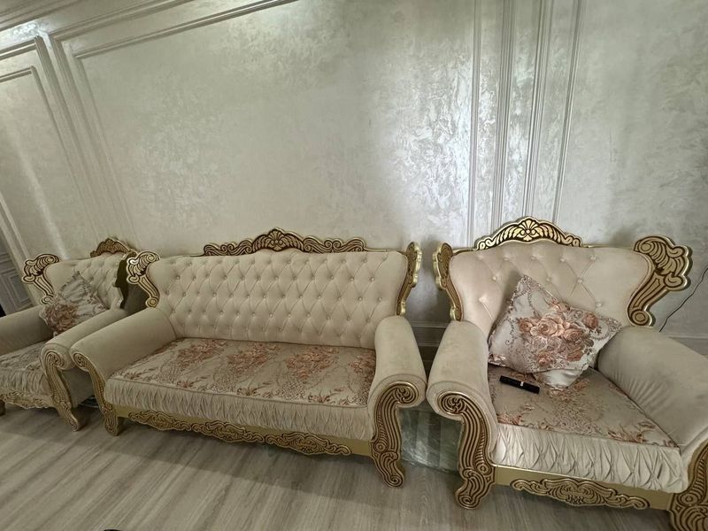 Myaxkiy mebel divan kreslo yengide Myaxkiy mebel divan kreslo yengide