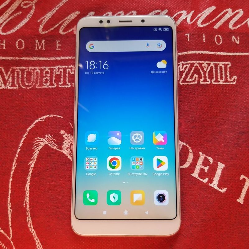 Продаеться Redmi 5 Plus 4/64 Продаеться Redmi 5 Plus 4/64