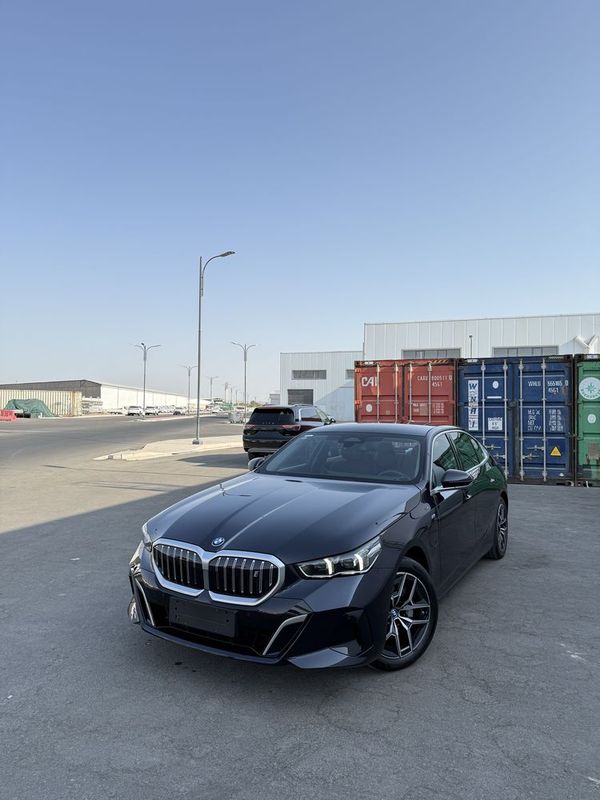 Bmw i5 35L 2025