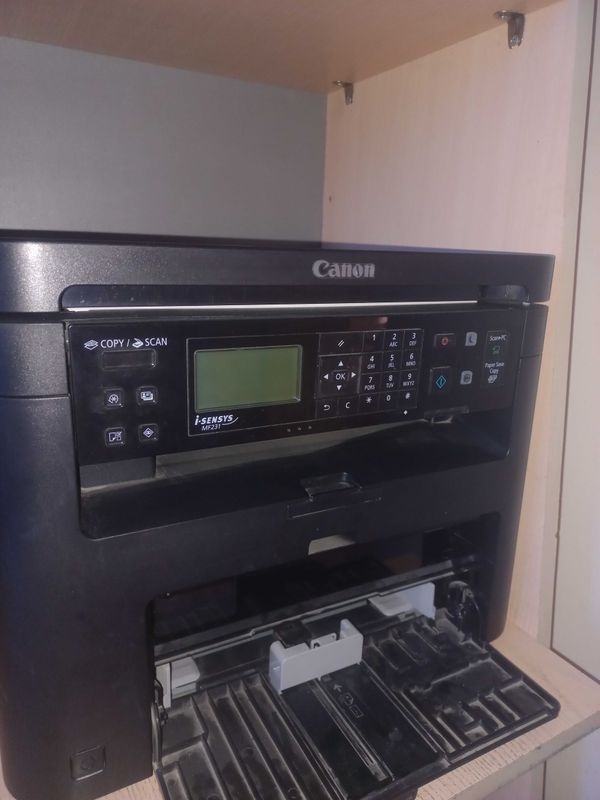 Printer 1/3 Canon Printer 1/3 Canon