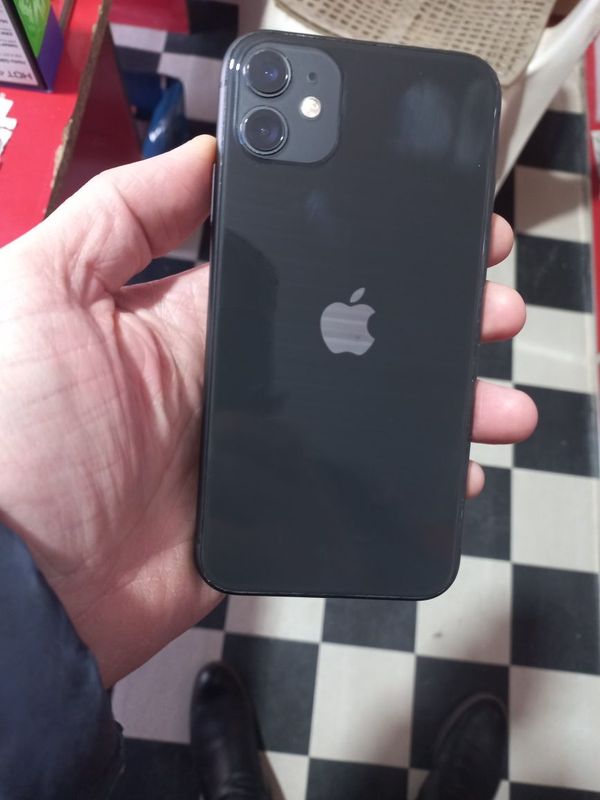 iPhone 11 128GB emkoct 81 radnoy umuman Kamchiligi yóq