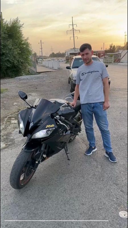 Мотоцикл Yamaha r6 600k Мотоцикл Yamaha r6 600k