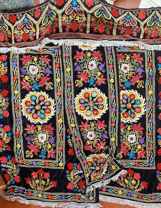 Pale sotiladi. Qo'l mehnati Pale sotiladi. Qo'l mehnati
